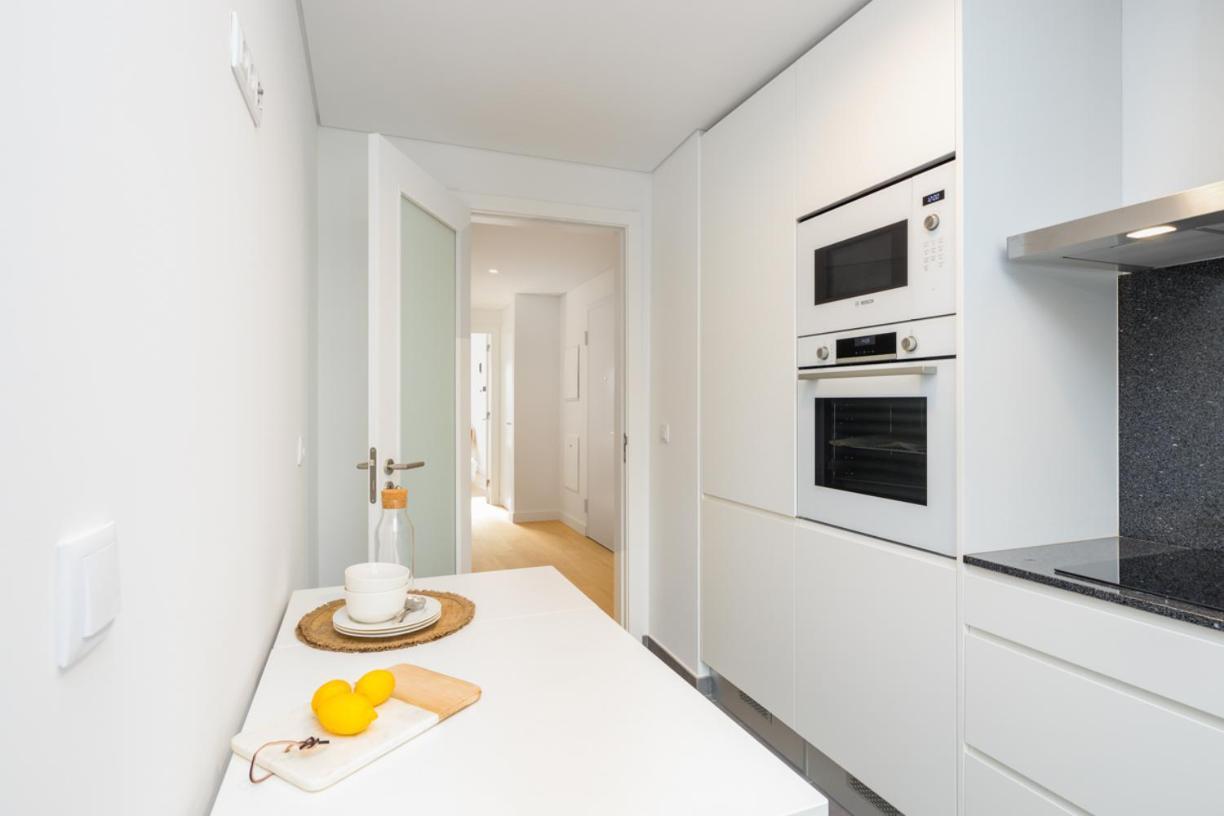 Villa Famille Seixal  Buitenkant foto